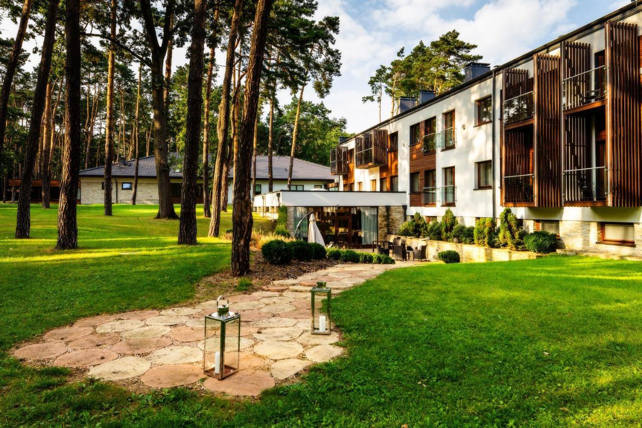 Columna Medica Hotel Lask Exterior photo